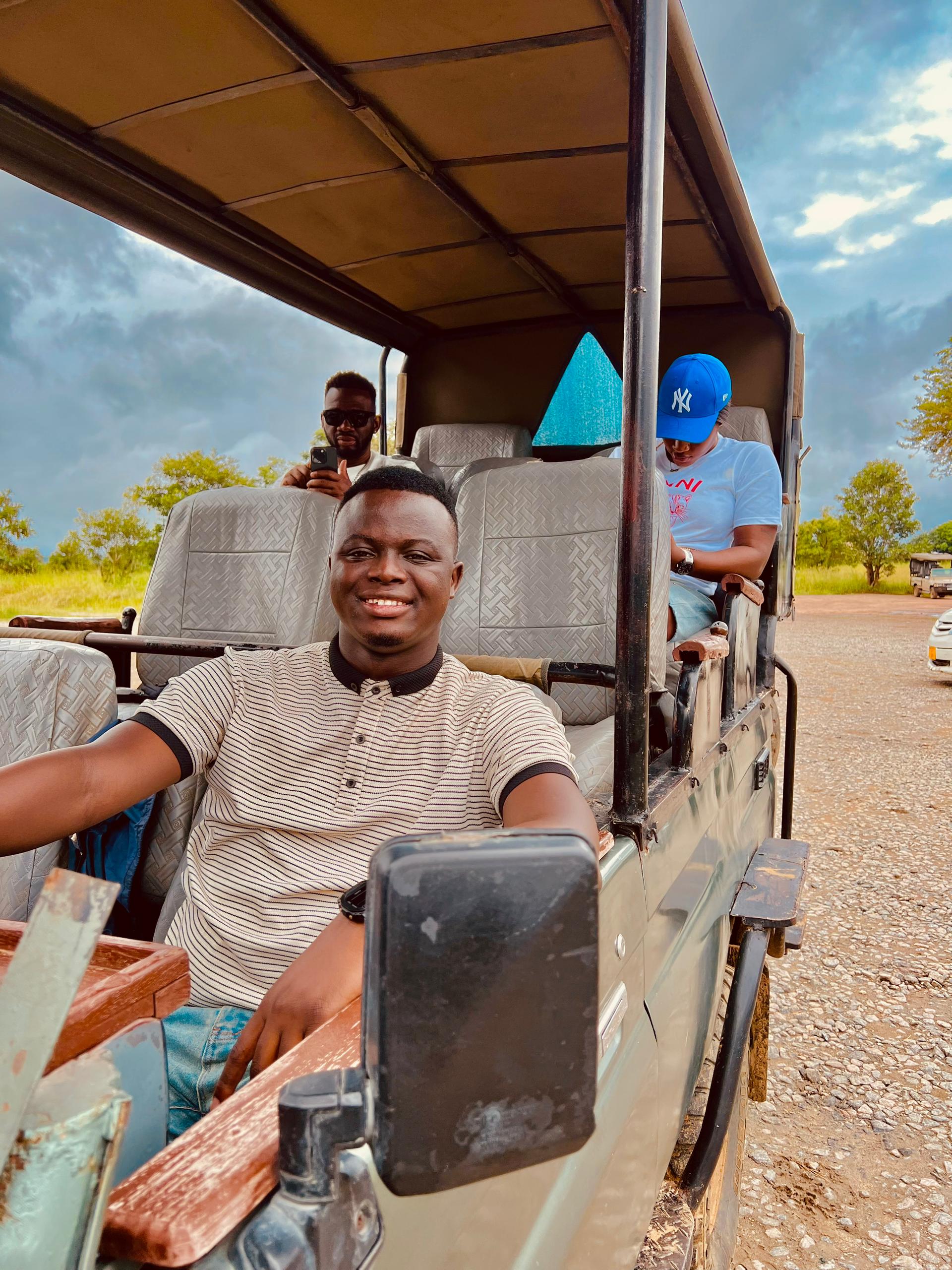 Safari Jeep